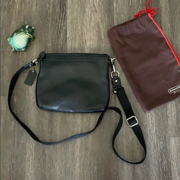 Black Coach shoulder bag - Picture 6 of 7